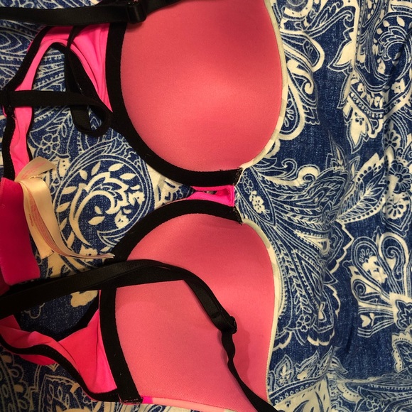 bras - Picture 4 of 7